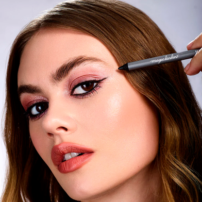 MAGIC LASHES Longwear Eyeliner